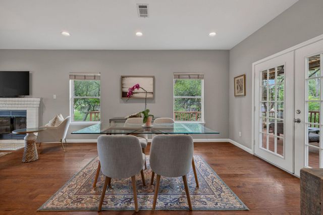 8910 Spicebrush DR, Austin, TX 78759