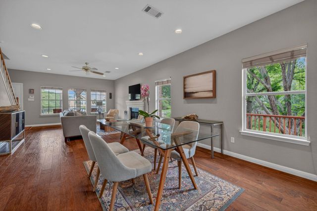 8910 Spicebrush DR, Austin, TX 78759