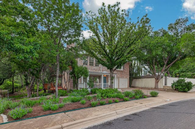 8910 Spicebrush DR, Austin, TX 78759