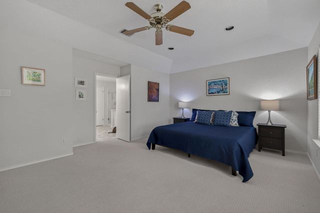 8910 Spicebrush DR, Austin, TX 78759