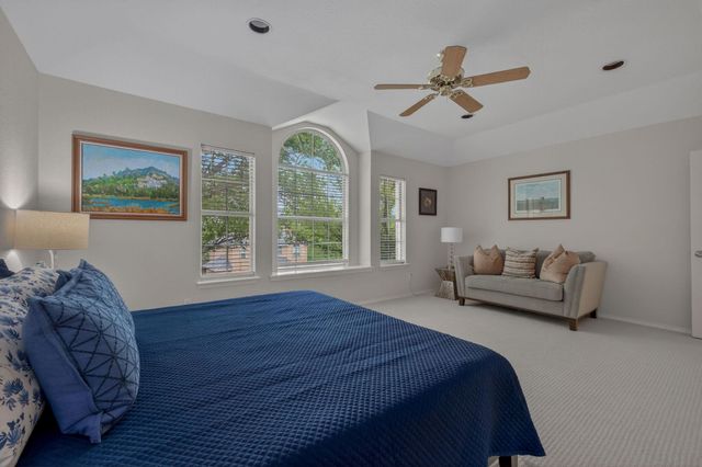 8910 Spicebrush DR, Austin, TX 78759