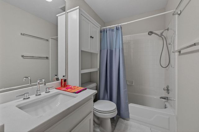 8910 Spicebrush DR, Austin, TX 78759