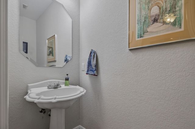 8910 Spicebrush DR, Austin, TX 78759