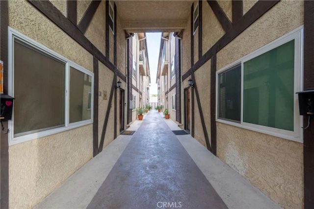 544 E Cypress D, Burbank, CA 91501