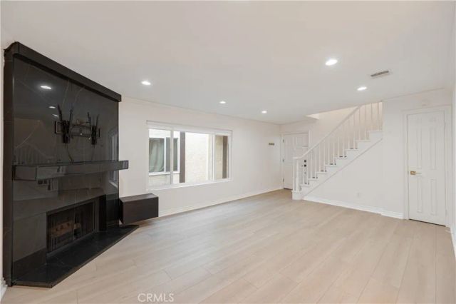 544 E Cypress D, Burbank, CA 91501