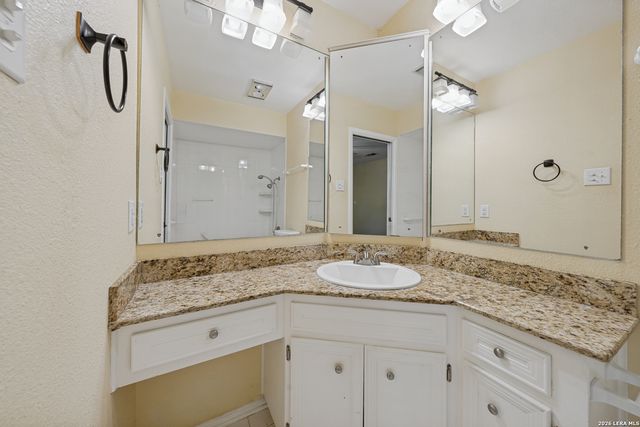 10911 WHISPERING WIND ST, San Antonio, TX 78230