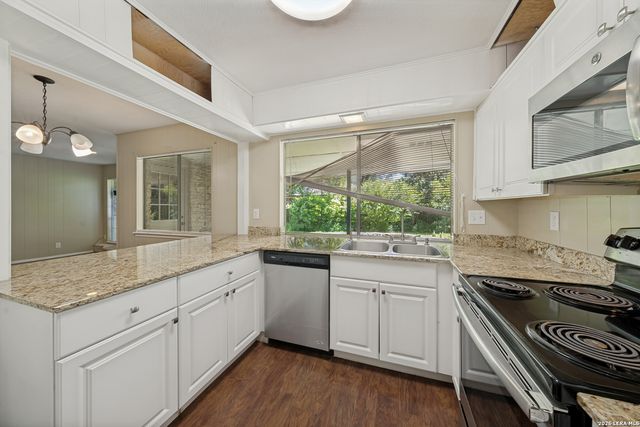 10911 WHISPERING WIND ST, San Antonio, TX 78230