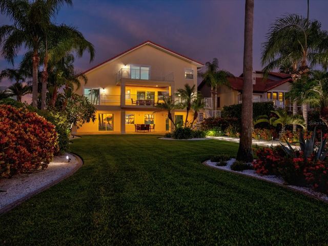 5101 WESTSHORE DRIVE, New Port Richey, FL 34652