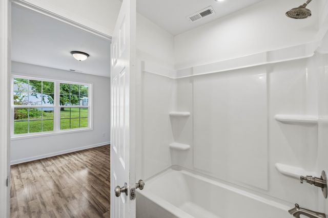 117 21st Ave, W, Springfield, TN 37172
