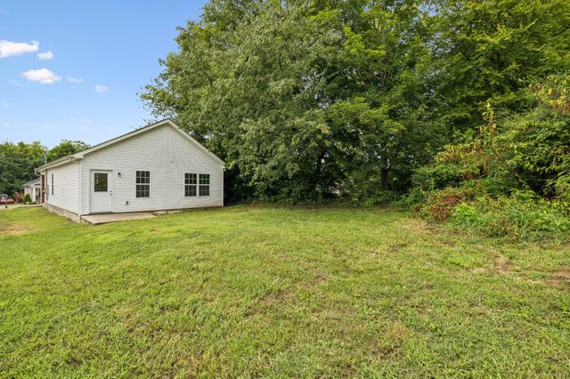 117 21st Ave, W, Springfield, TN 37172