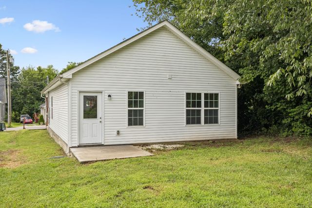 117 21st Ave, W, Springfield, TN 37172