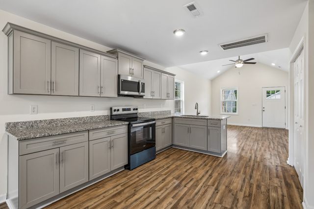 117 21st Ave, W, Springfield, TN 37172