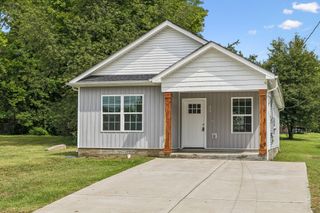 117 21st Ave, W, Springfield, TN 37172
