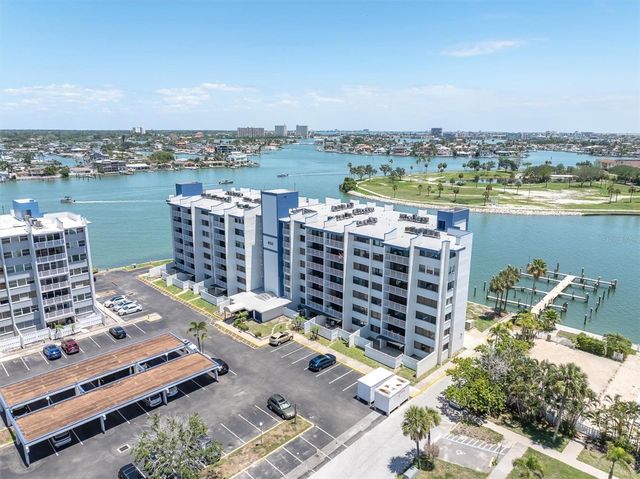 450 TREASURE ISLAND CAUSEWAY 102, Treasure Island, FL 33706