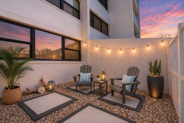 450 TREASURE ISLAND CAUSEWAY 102, Treasure Island, FL 33706