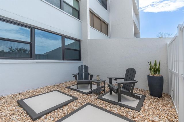450 TREASURE ISLAND CAUSEWAY 102, Treasure Island, FL 33706