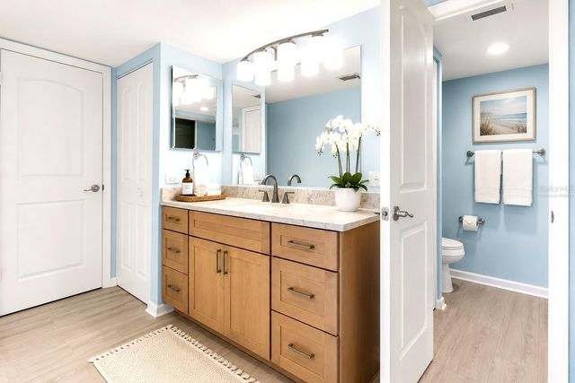 450 TREASURE ISLAND CAUSEWAY 102, Treasure Island, FL 33706