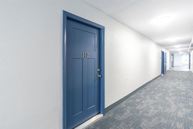 450 TREASURE ISLAND CAUSEWAY 102, Treasure Island, FL 33706
