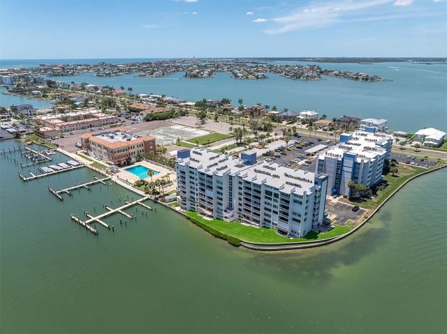 450 TREASURE ISLAND CAUSEWAY 102, Treasure Island, FL 33706