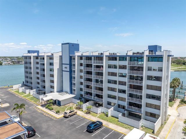 450 TREASURE ISLAND CAUSEWAY 102, Treasure Island, FL 33706