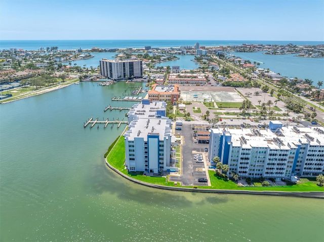 450 TREASURE ISLAND CAUSEWAY 102, Treasure Island, FL 33706