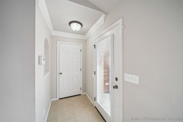 37 E Fairlane Place, Sapulpa, OK 74066