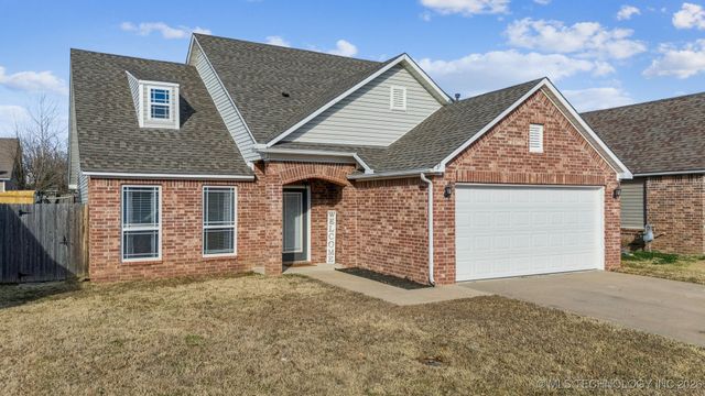 37 E Fairlane Place, Sapulpa, OK 74066
