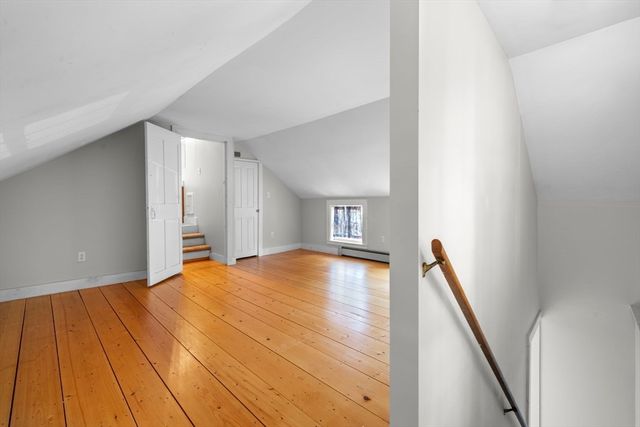 33 Concord Rd, Billerica, MA 01821