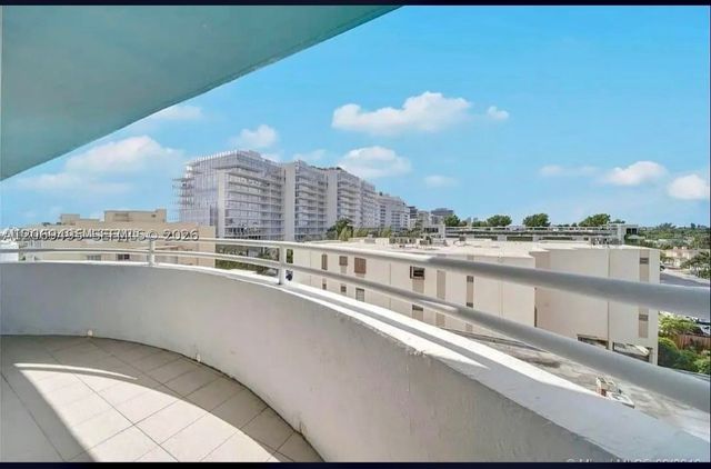 9156 Collins Ave 202, Surfside, FL 33154