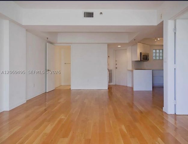 9156 Collins Ave 202, Surfside, FL 33154