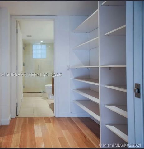 9156 Collins Ave 202, Surfside, FL 33154