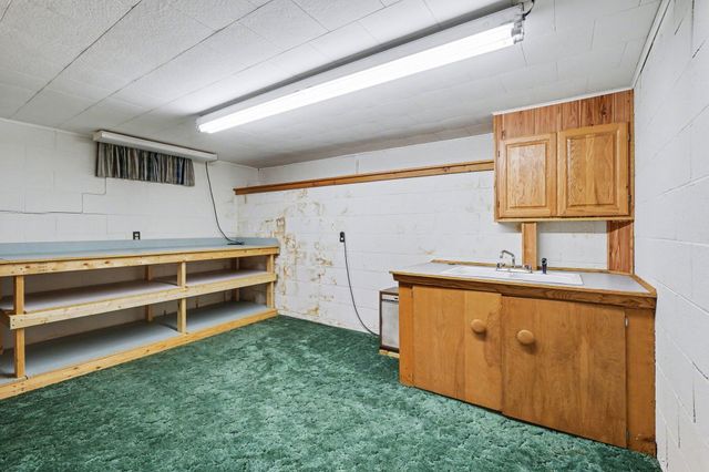 515 W Burr Oak Street, Centreville, MI 49032