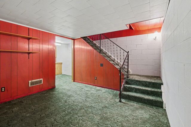 515 W Burr Oak Street, Centreville, MI 49032