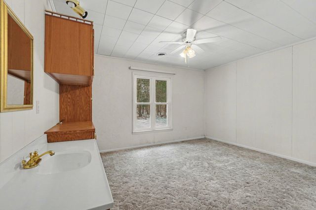 515 W Burr Oak Street, Centreville, MI 49032