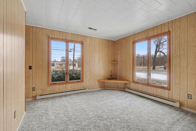 515 W Burr Oak Street, Centreville, MI 49032