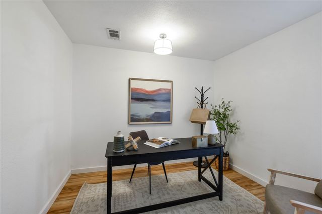 1716 Westwood LN, Georgetown, TX 78628