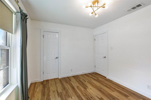 1716 Westwood LN, Georgetown, TX 78628