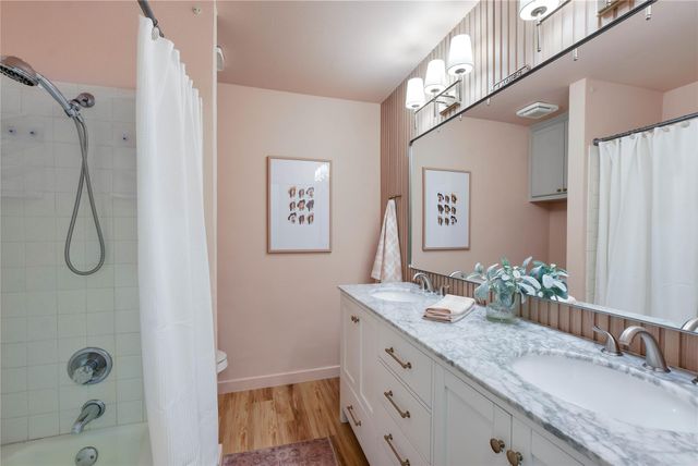 1716 Westwood LN, Georgetown, TX 78628