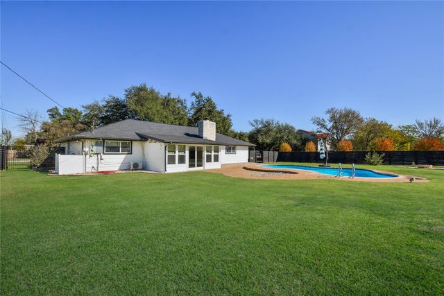 1716 Westwood LN, Georgetown, TX 78628