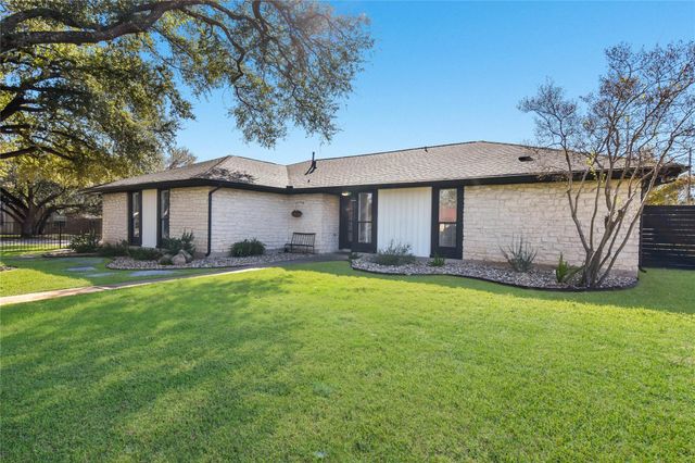 1716 Westwood LN, Georgetown, TX 78628