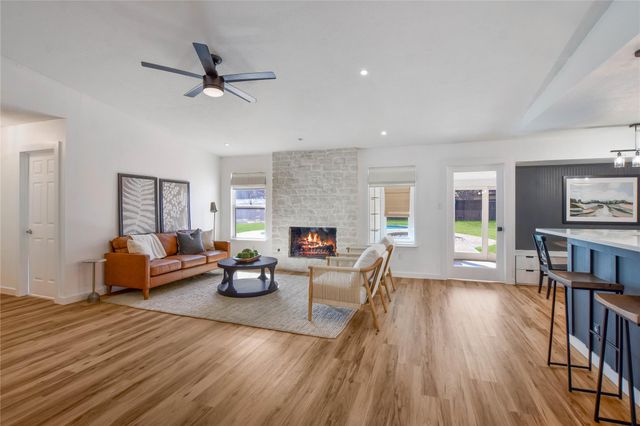 1716 Westwood LN, Georgetown, TX 78628