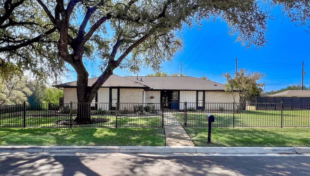 1716 Westwood LN, Georgetown, TX 78628