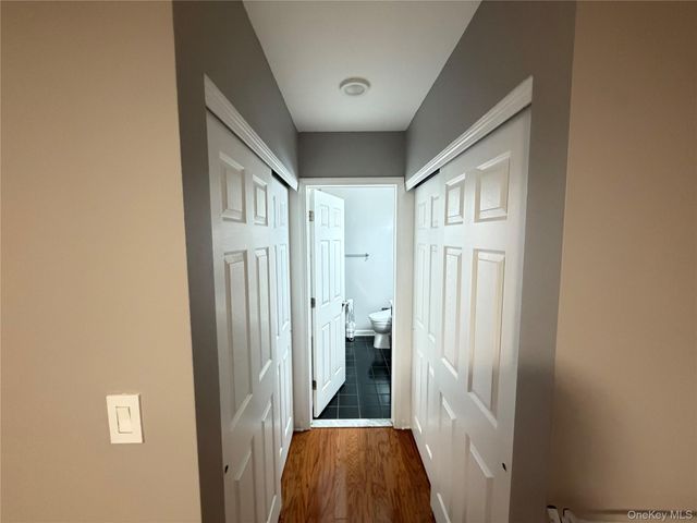 3-31 Endeavor Place B, College Point, NY 11356