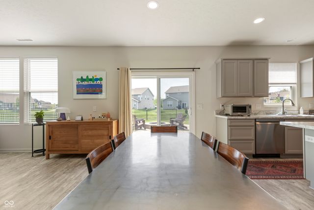 1212 Bedford Drive, Avon, IN 46123