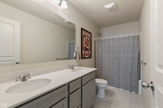 1212 Bedford Drive, Avon, IN 46123