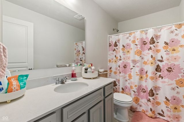 1212 Bedford Drive, Avon, IN 46123