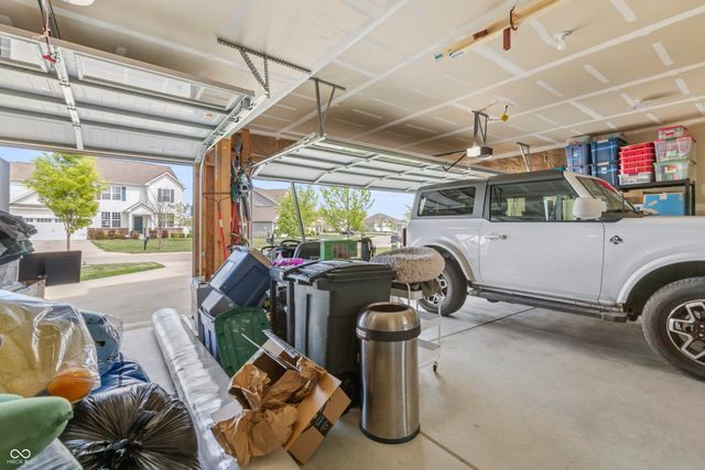1212 Bedford Drive, Avon, IN 46123