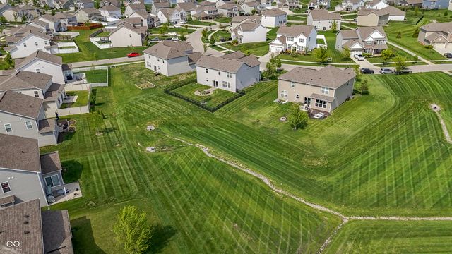 1212 Bedford Drive, Avon, IN 46123