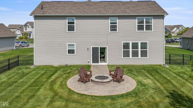 1212 Bedford Drive, Avon, IN 46123