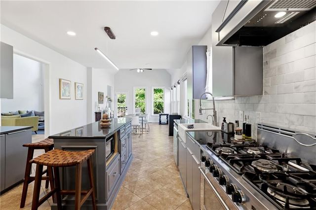 1015 Windhaven Drive, Alpharetta, GA 30005
